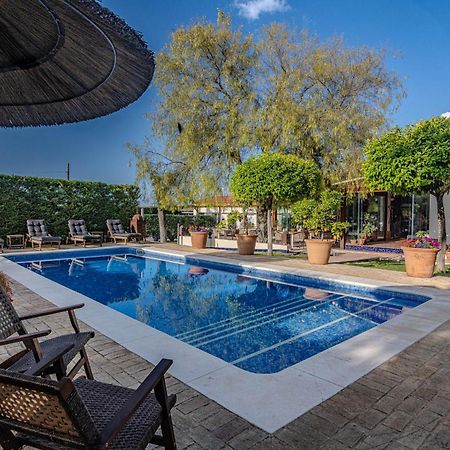 إسبارتيناس B&B Casa Adelante Sevilla المظهر الخارجي الصورة